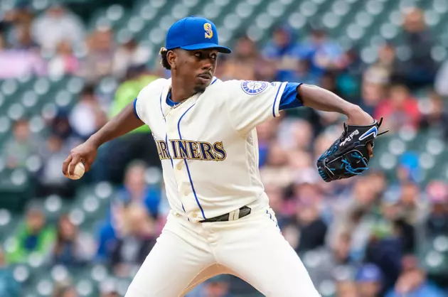 Mariners&#8217; Young Duo Hoping to Make Mark in Starting Rotation