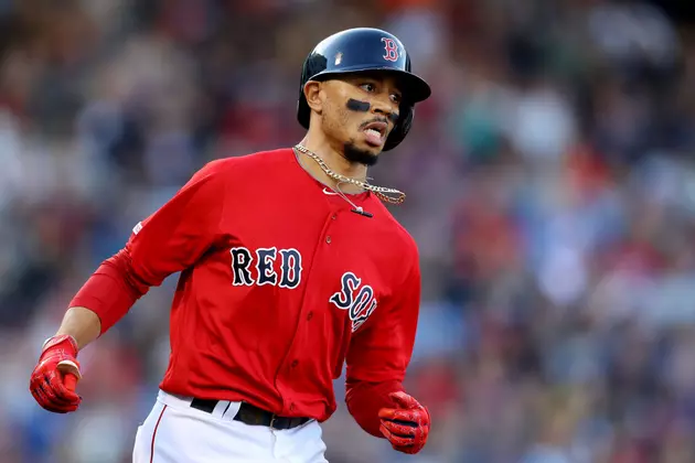 Red Sox Agree to Trade Betts, Price to Dodgers