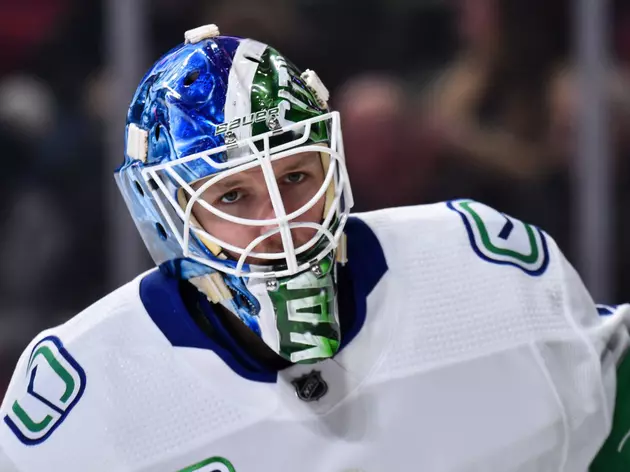 Boudreau&#8217;s 1st Game Coaching Canucks is 4-0 Win Over Kings