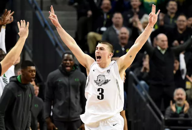 Pac-12 Coaches Tab Oregon&#8217;s Pritchard as Player of the Year