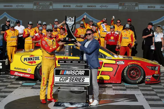 Logano Holds off Harvick in NASCAR Cup Race at Phoenix