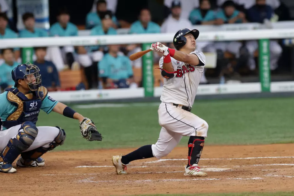 With Restrictions, Fans Set to Return to SKorean Baseball