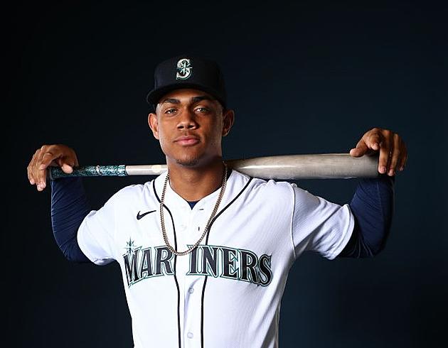 Mariners Top Prospect Suffers Fracture Wrist