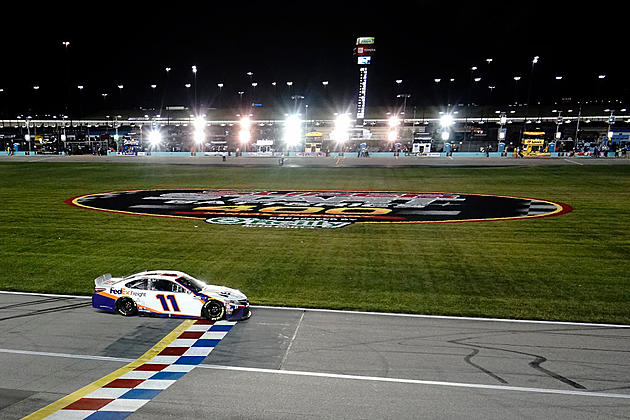 Hamlin Holds off Keselowski for Fifth Cup Victory of Season