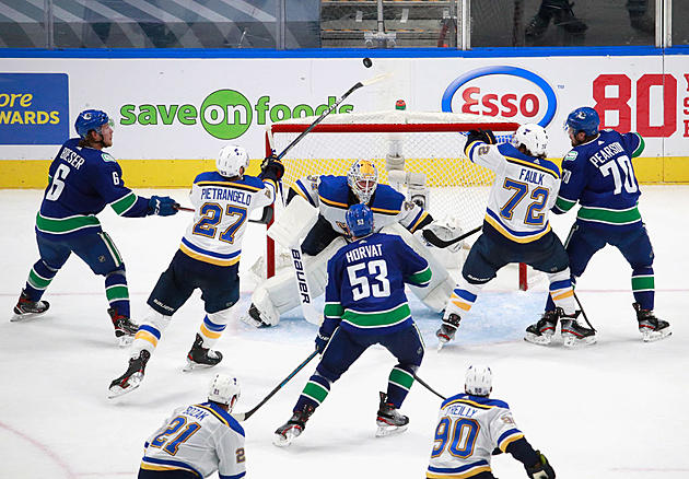 O’Reilly Scores 2, Blues Beat Canucks 3-1 to Tie Series