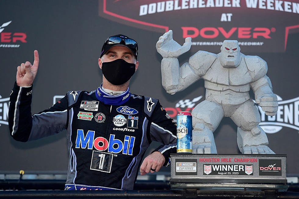Harvick Dominates at Dover for 7th Cup Victory of the Season
