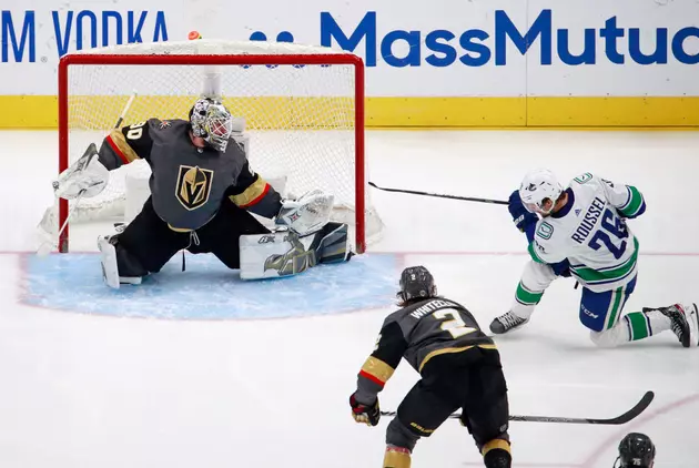Lehner&#8217;s Gets 1st Playoff Shutout, Knights Top Canucks 5-0