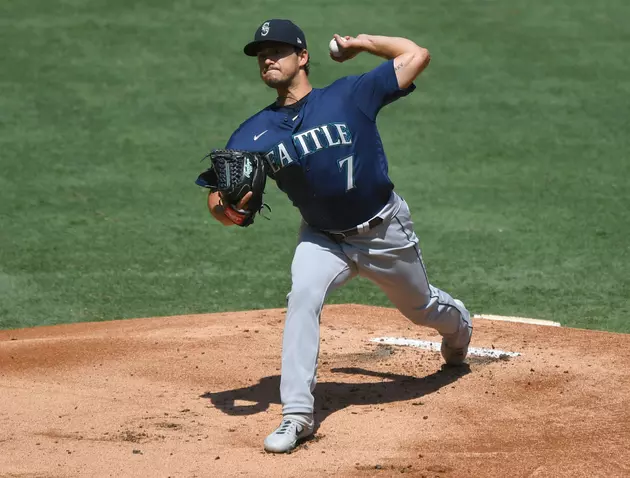 Gonzales Dominates Angels with 4-hitter in Mariners&#8217; 2-1 Win
