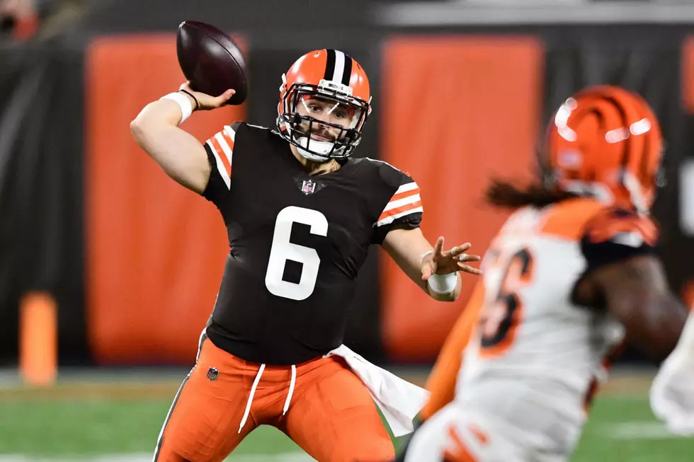 Mayfield Throws 2 TD Passes, Browns Hold off Burrow, Bengals