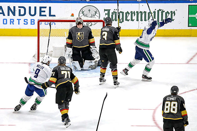 Canucks Beat Golden Knights 2-1 in Game 5, Avoid Elimination