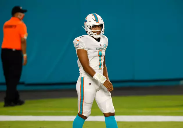 Tagovailoa Replaces Fitzpatrick as Miami Starter and NFL News