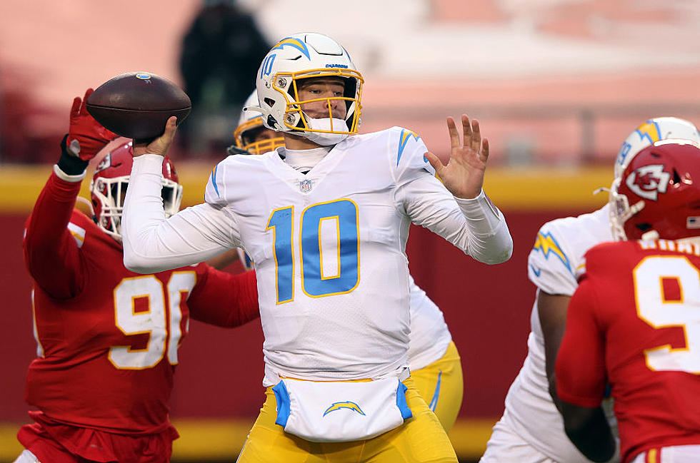 Chargers Beat Playoff-bound Chiefs 38-21 as KC Rests Stars