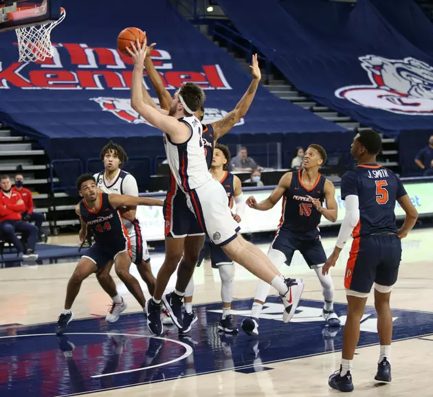 Timme&#8217;s Late Spark Lifts No. 1 Gonzaga Past Pacific 76-58