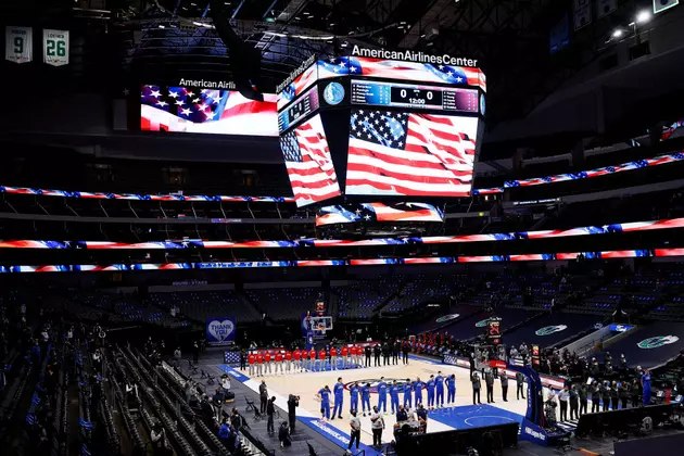 Mavs&#8217; Cuban Relents on Anthem After NBA Reiterates Policy