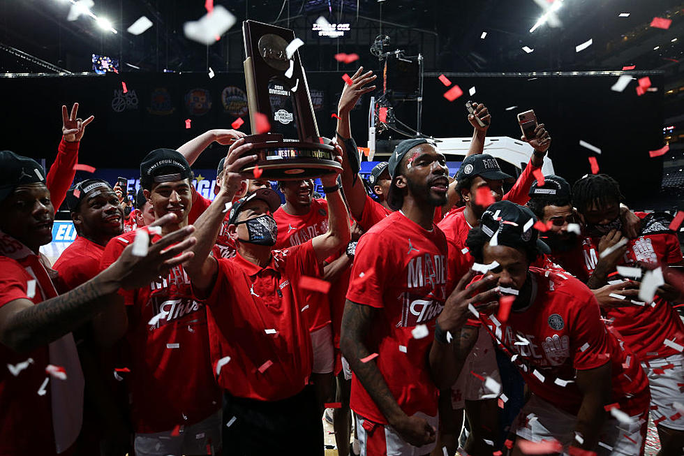 Houston Tops Oregon State, Reaches 1st Final Four Since ’84