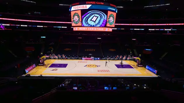 Staying Home: Lakers Ink Staples Center Lease Through 2041