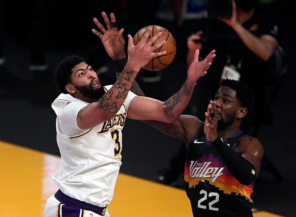 Davis Takes Charge in Lakers’ Emphatic 123-110 Win Over Suns