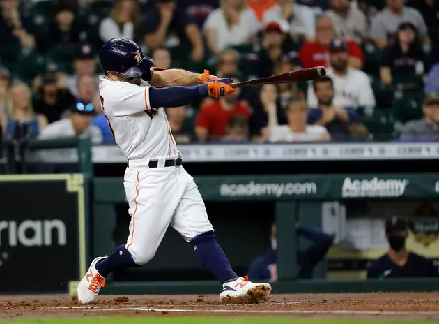 Garcia Throws 7 Solid Innings, Astros Beat Red Sox 5-1