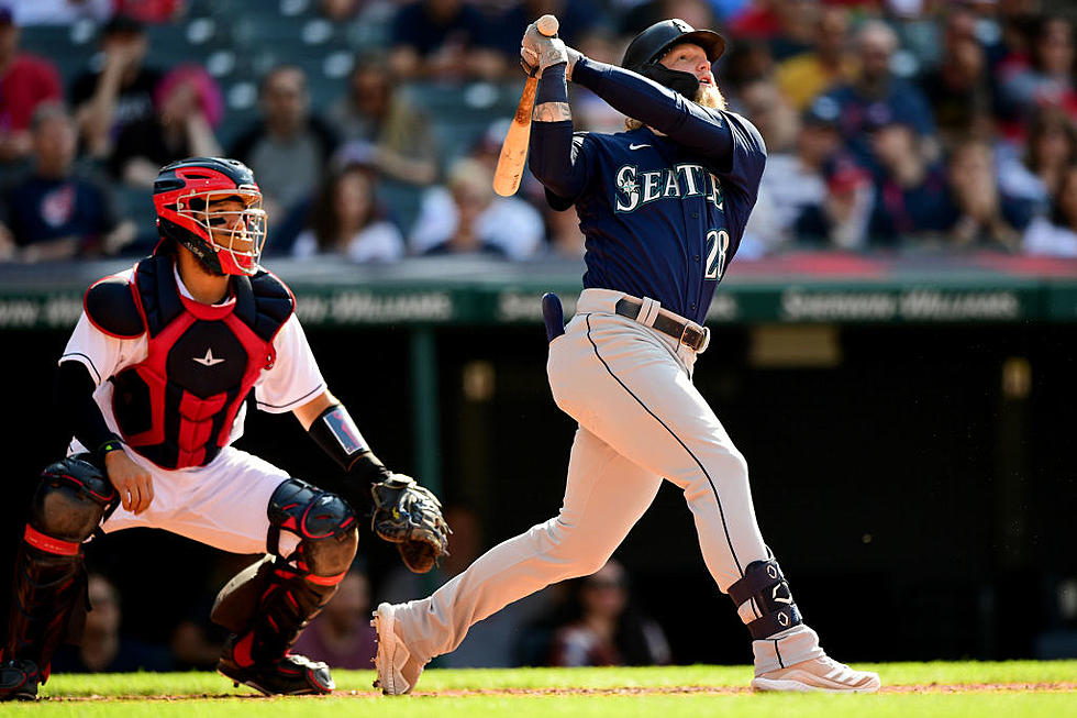 Fill-in Fraley Homers Off Bieber; Mariners Beat Indians 6-2