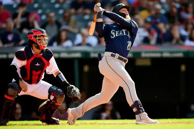 Fill-in Fraley Homers Off Bieber; Mariners Beat Indians 6-2