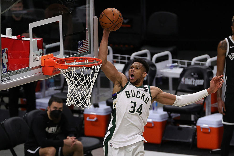 Bucks Tie Series With 107-96 Game 4 Win as Nets Lose Irving