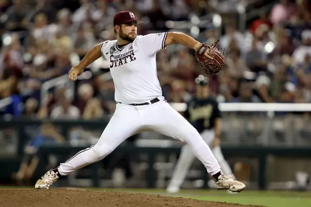 Mississippi St Beats Vandy 13-2 to Send CWS Finals to Game 3