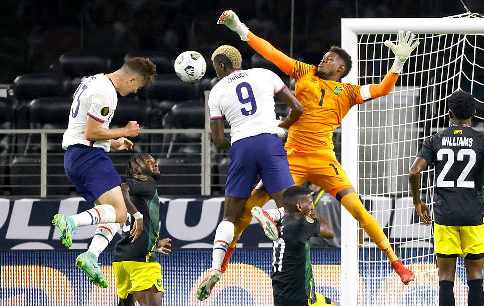 Hoppe’s 1st Goal Lifts US Over Jamaica into Gold Cup Semis