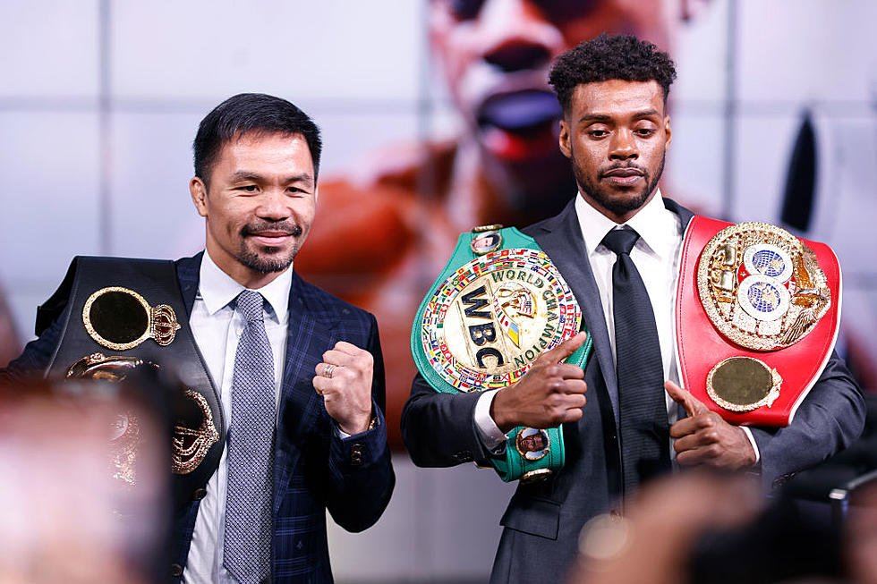 Spence Drops out of Pacquiao Fight with Eye Injury; Ugás in