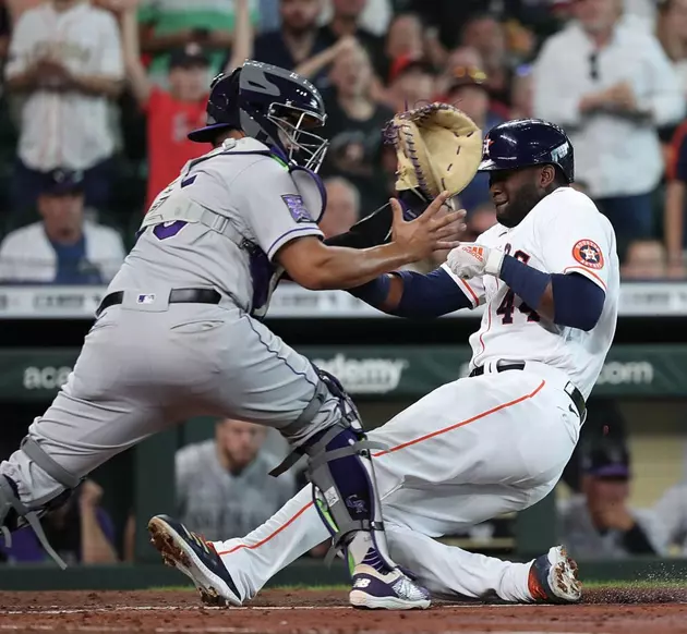 Díaz Has 3 Hits, 3 RBIs in Astros&#8217; 5-3 Win Over Rockies