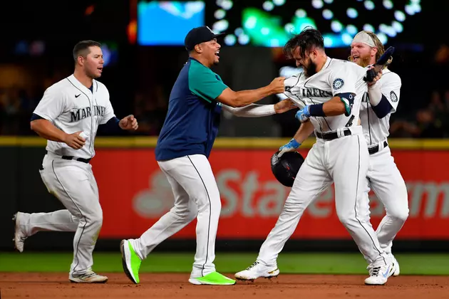 Torrens&#8217; 9th-inning Single Sends Mariners Over Rangers 2-1