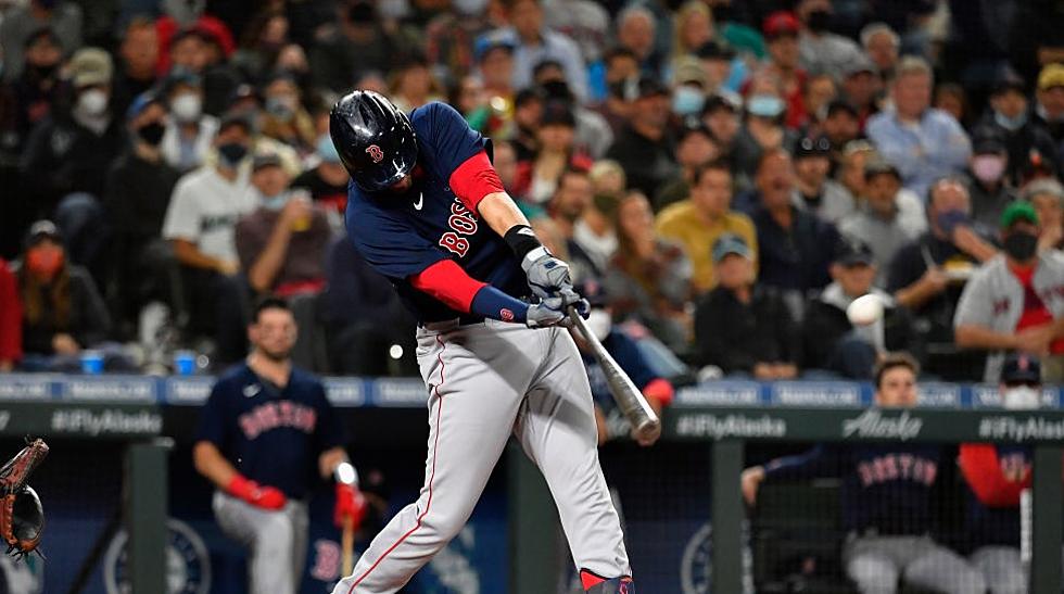 Schwarber’s 3-run Double Lifts Red Sox Over Mariners 8-4