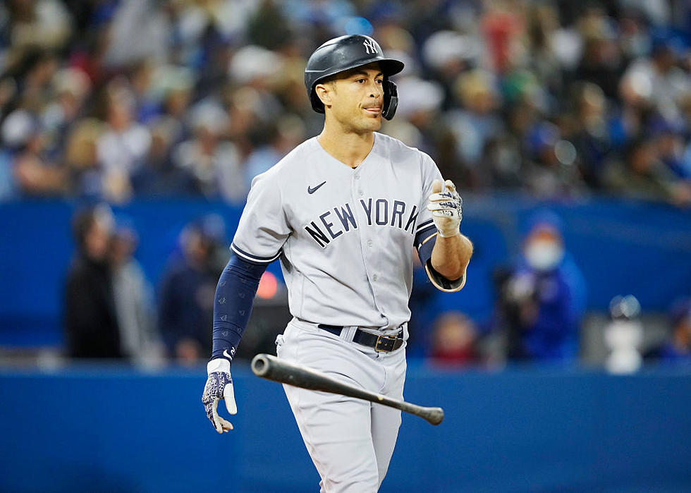 Stanton HRs as Yankees Beat Jays 7-2, Extend Wild Card Lead