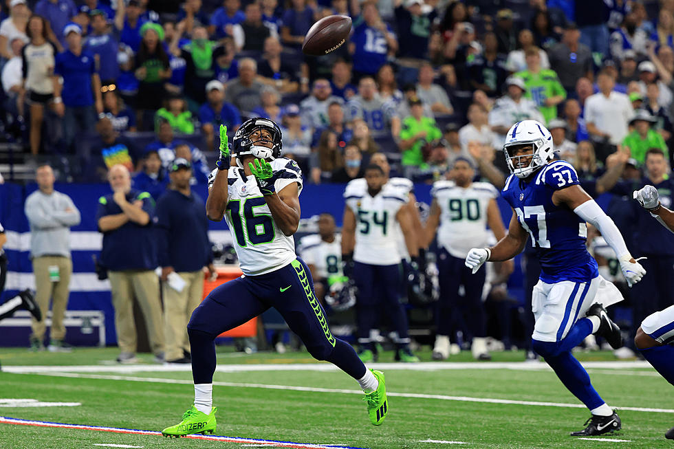 Seahawks Answer Questions, Crush Colts 28-16 in 2021 Debut [PHOTOS]