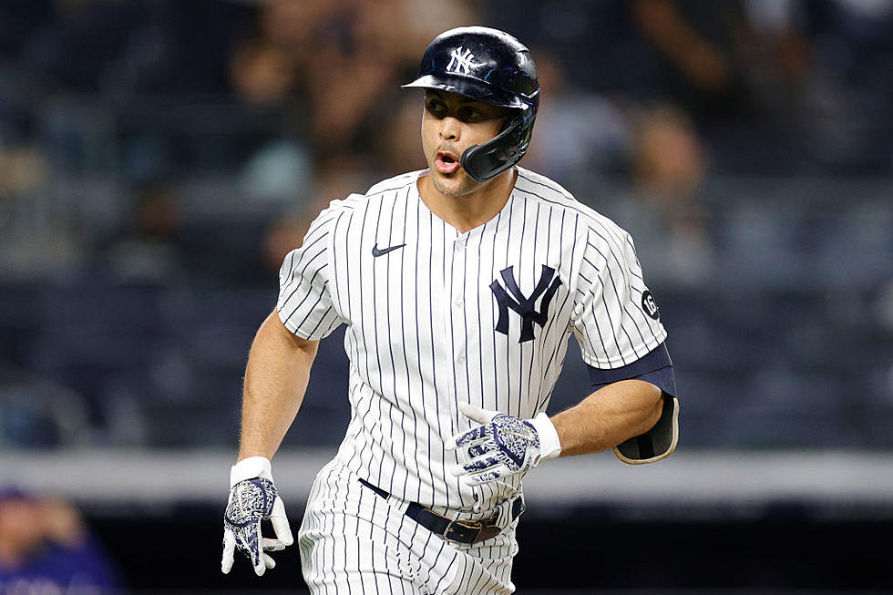 Yankees Power Past Rangers 7-1 to Keep Pace in Playoff Race