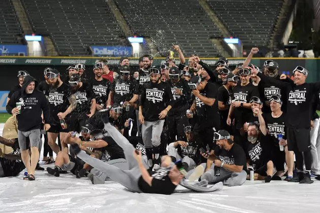 White Sox Clinch AL Central With Victory Over Indians