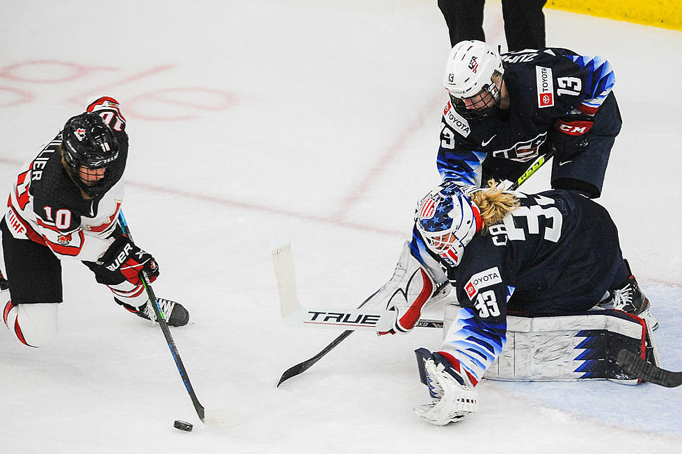 Fillier Scores 2, Canada Beats US Again in Women’s Hockey