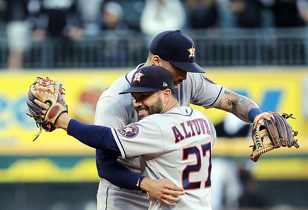Altuve, Astros Going Back to ALCS After Routing White Sox
