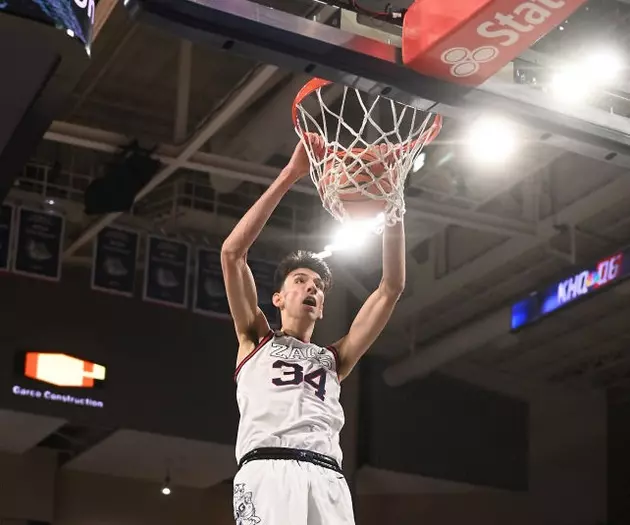 Chet Holmgren is the Center of Attention for No. 1 Gonzaga