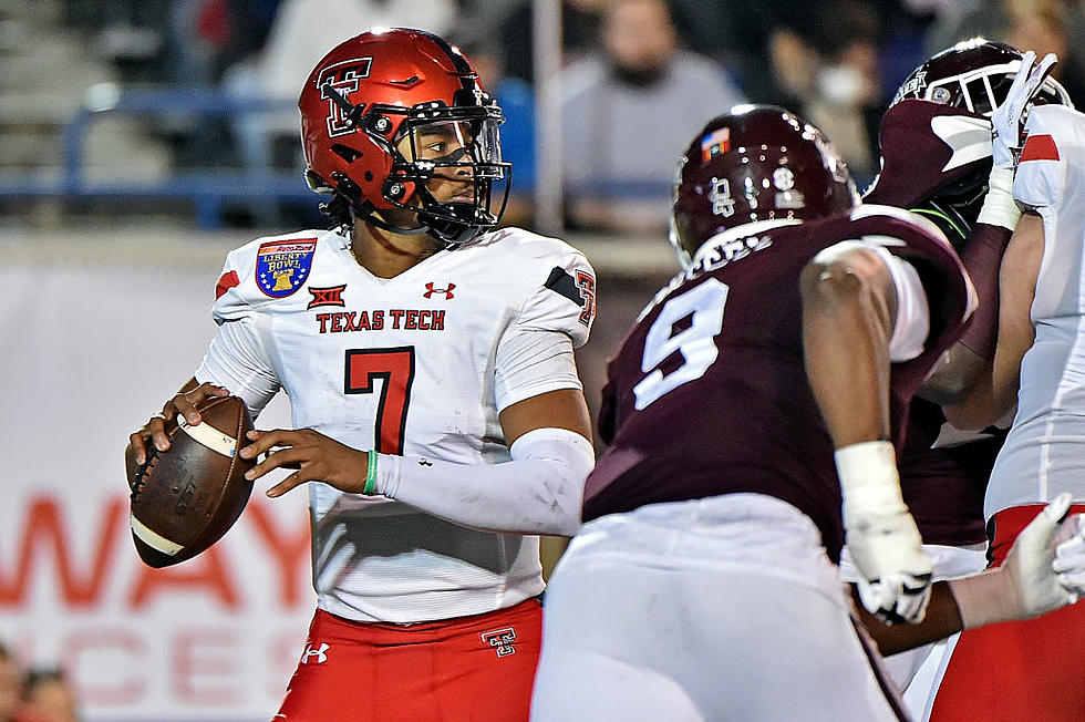 Smith Leads Texas Tech Past Leach’s Bulldogs in Liberty Bowl