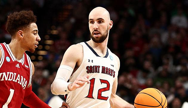 Fifth-seeded Saint Mary&#8217;s Routs No. 12 Indiana 82-53