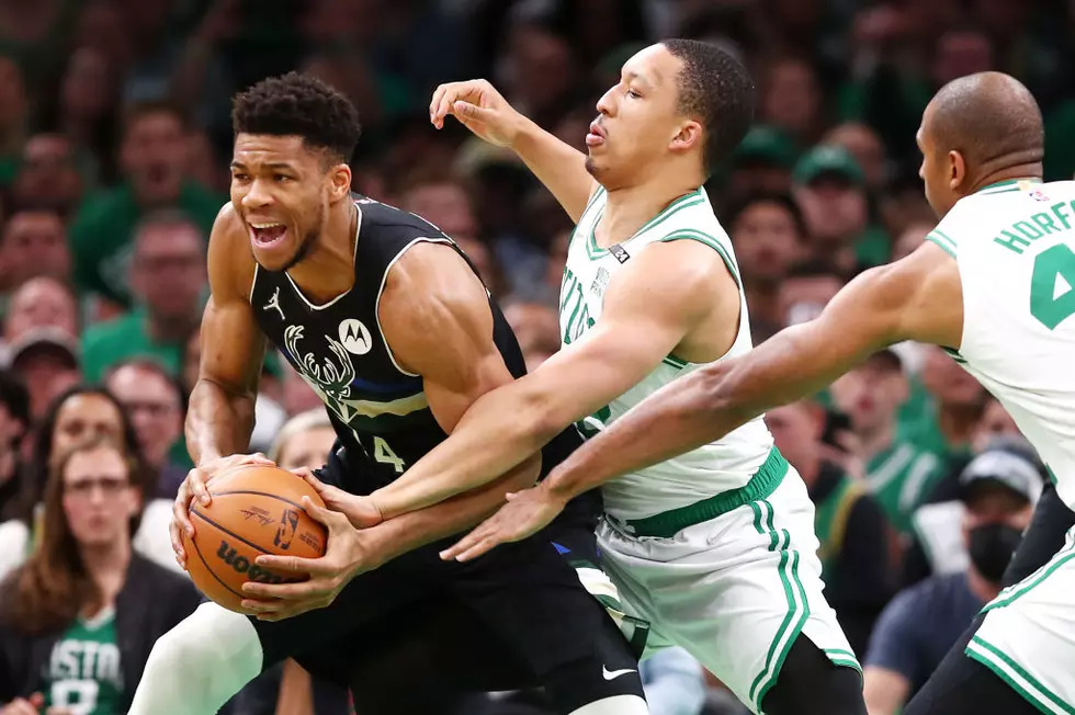 Williams Has 27, Celtics Make 22 3s in Game 7 Rout of Bucks