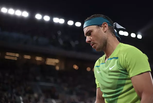 Doctor in Tow, Rafael Nadal Heads to French Open Semifinals
