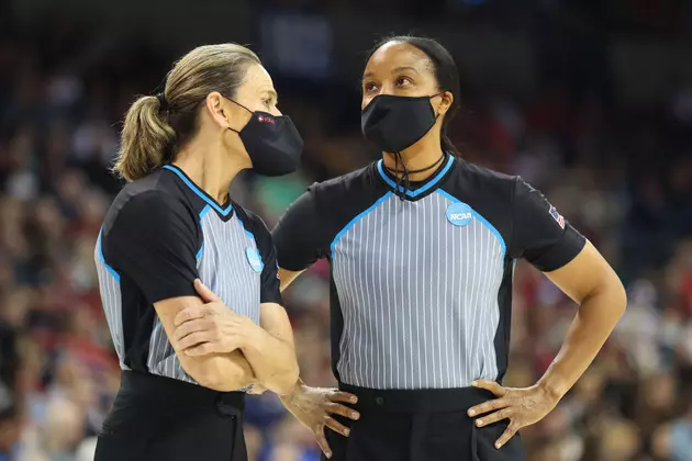More NCAA Leagues to Pay Women’s Basketball Referees Equally