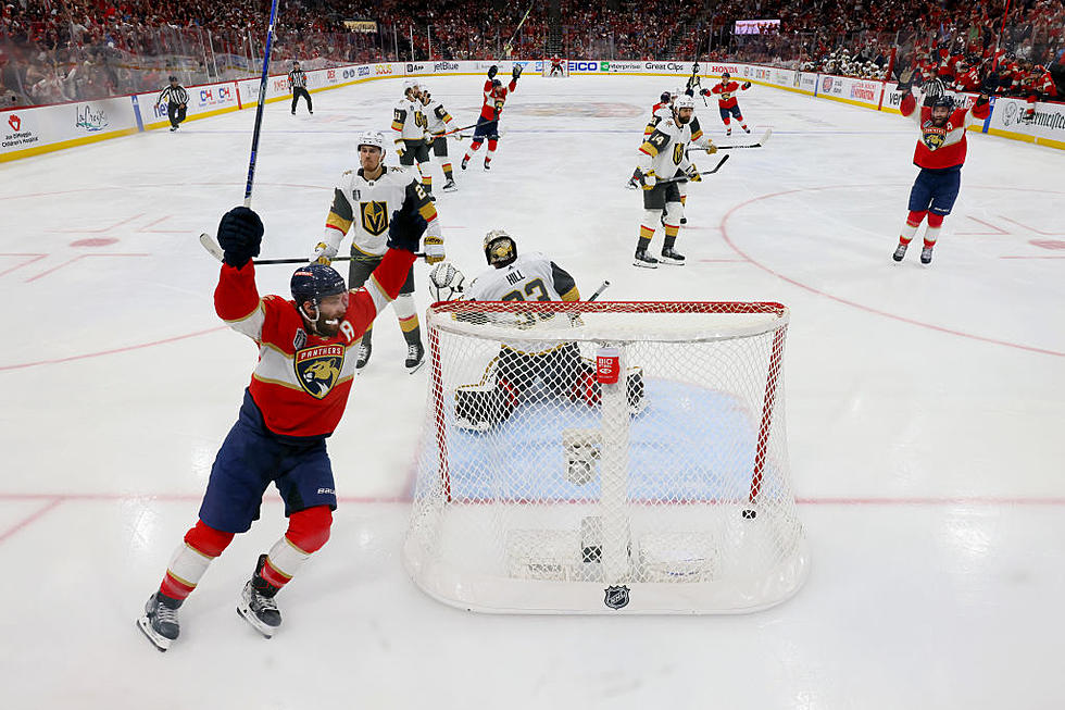 Panthers top G. Knights 3-2 in OT in GM 3 of Stanley Cup Final