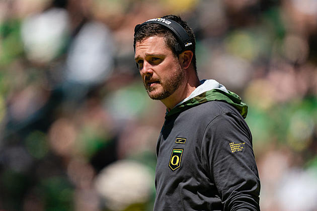 #15 Oregon Hopes Final Season in Pac-12 isn&#8217;t Filled with &#8216;what if?&#8217;