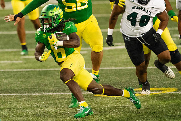 #6 Oregon can Secure a Pac-12 Title Game Berth Against Rivals Oregon St