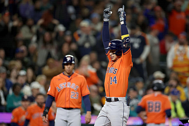 Astros Boost Wild Card Lead with a Contentious 8-3 win over Mariners