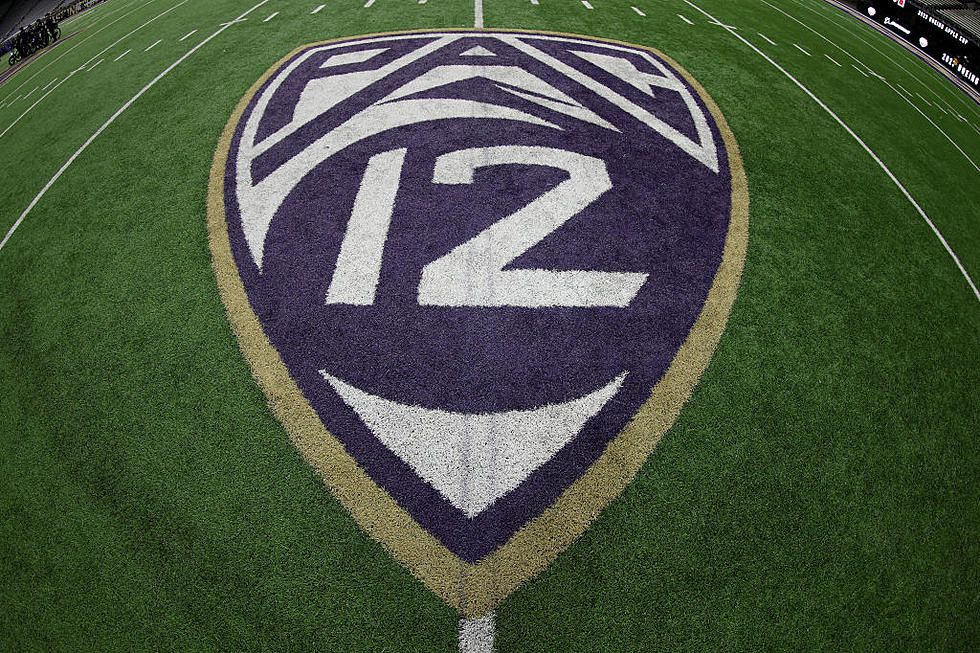 Pac-12 says Farewell with Return to Playoff, 8 Teams Going Bowling
