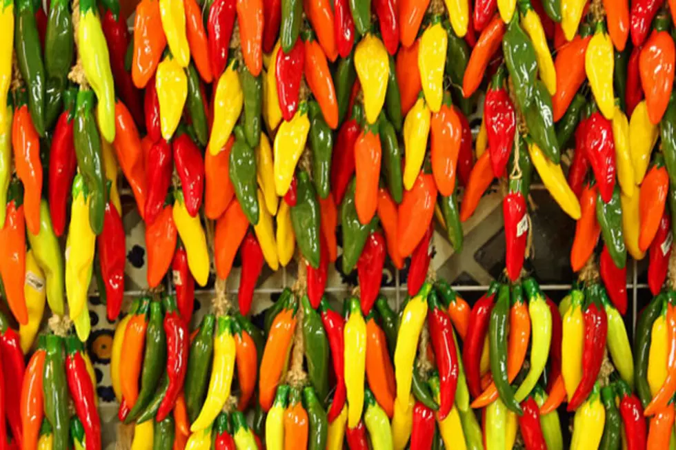 67 Seconds of People Eating Habanero Peppers [Video]