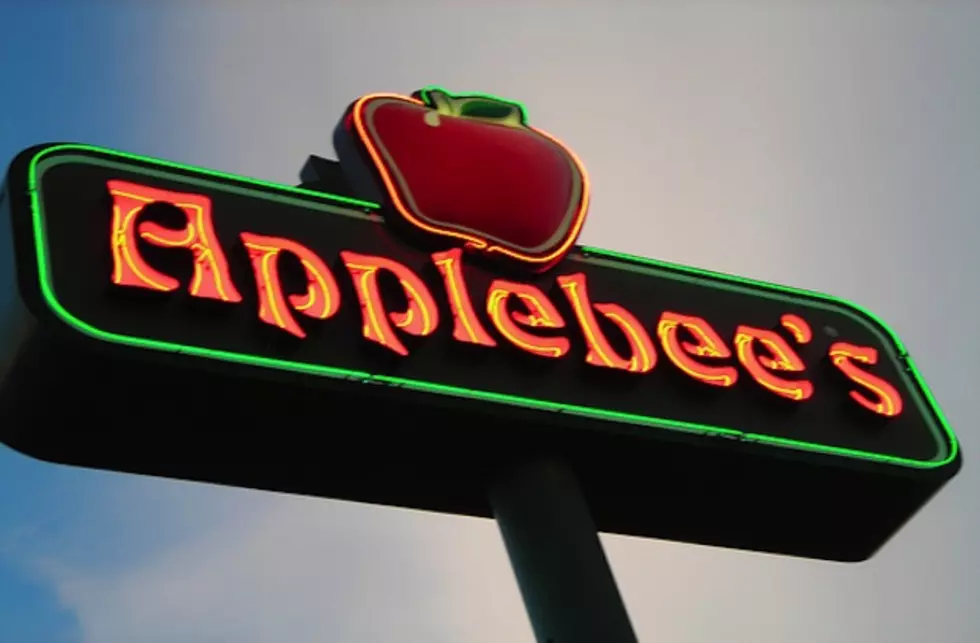 Check Out Applebee’s $1 Halloween Cocktail